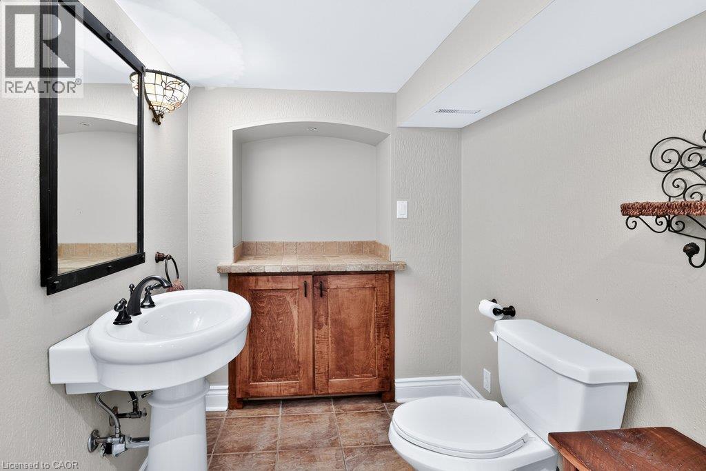 324 Oakridge Court Property Photo 36