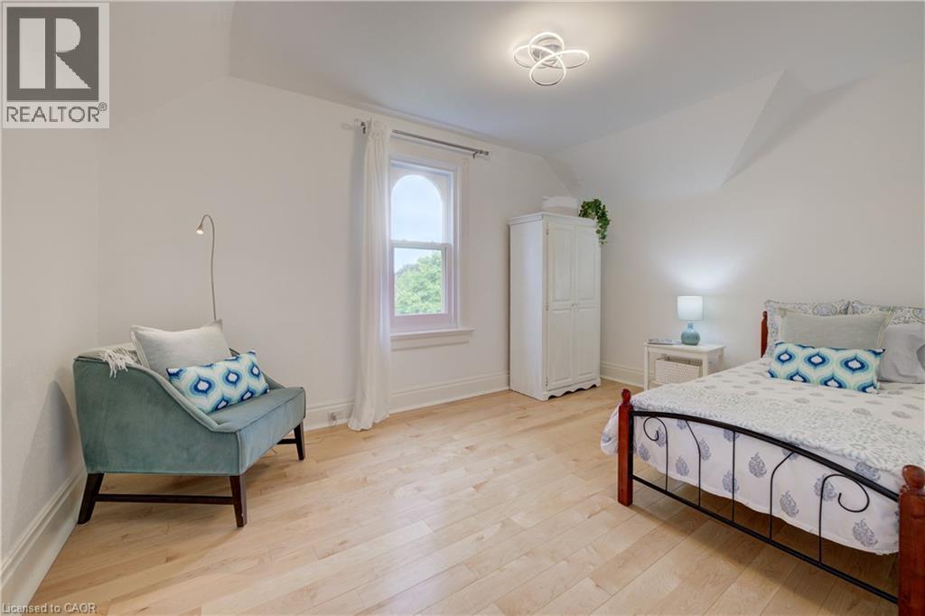 25 Central Street Property Photo 38