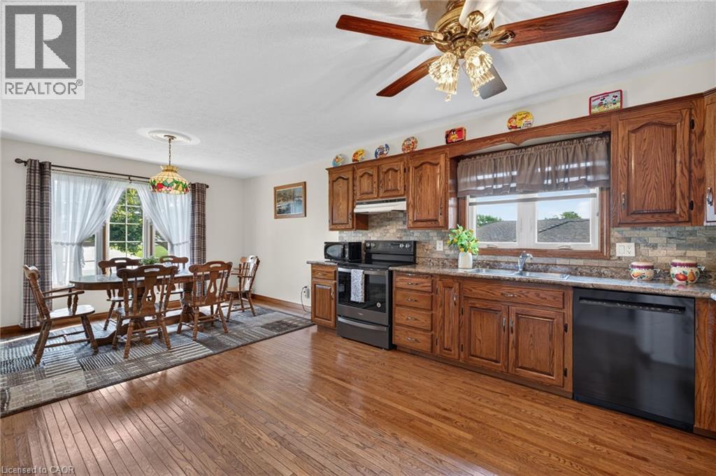13 St Ladislaus Street Property Photo 10