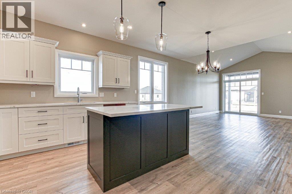 381 Argyle Avenue Property Photo 8