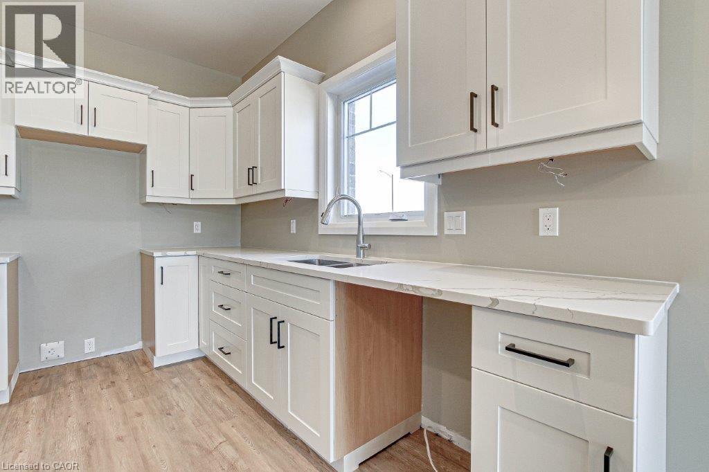381 Argyle Avenue Property Photo 10