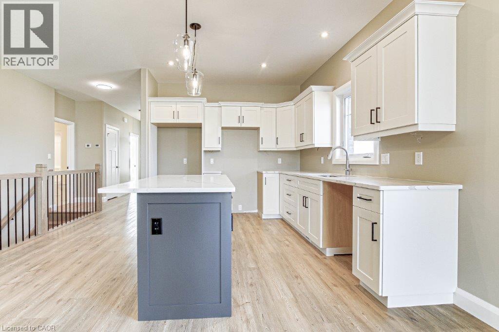 381 Argyle Avenue Property Photo 11