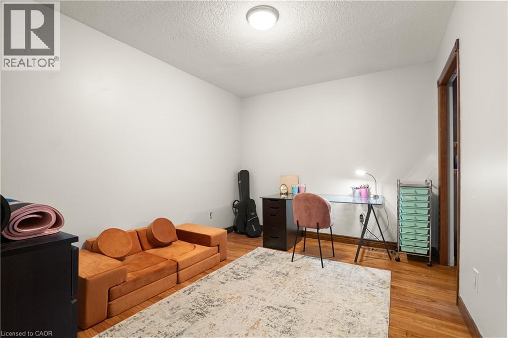 98 Wallace Drive Property Photo 18