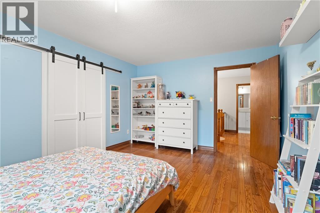 98 Wallace Drive Property Photo 22
