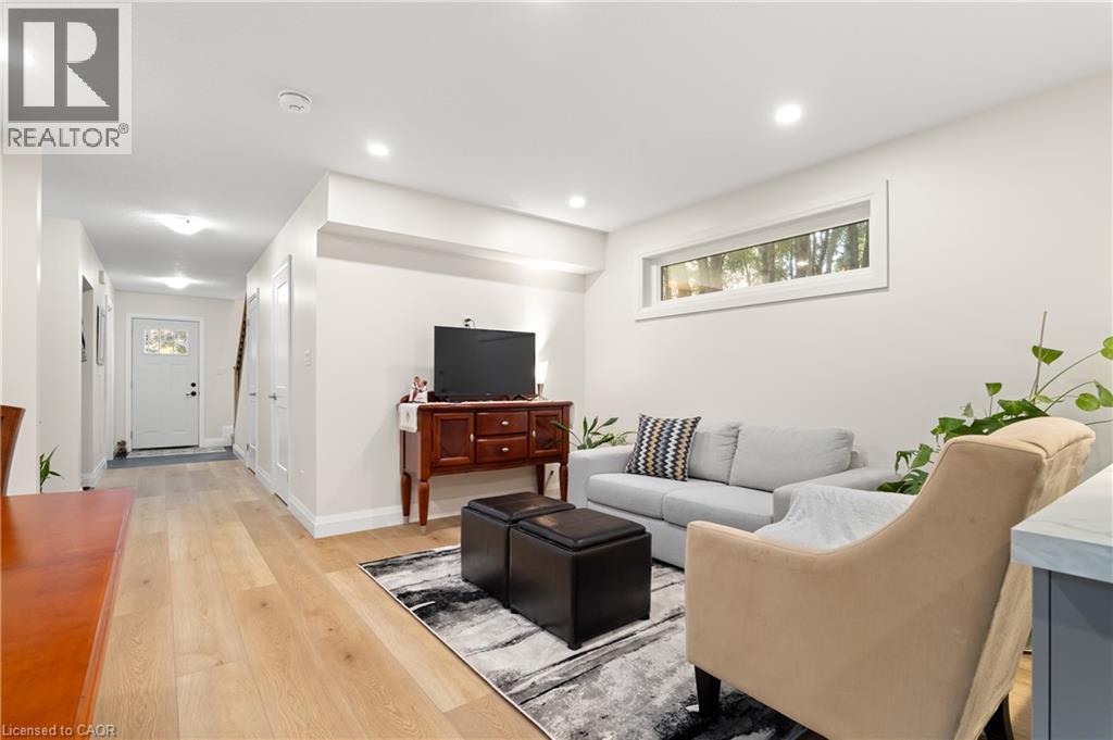 98 Wallace Drive Property Photo 34
