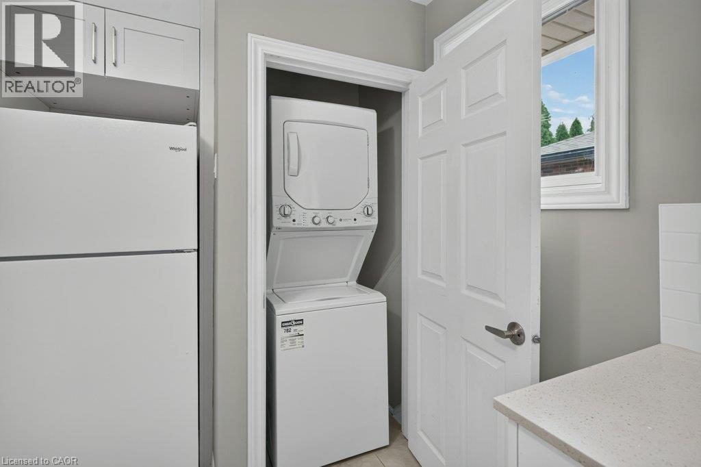 40 Clarendon Avenue Property Photo 10