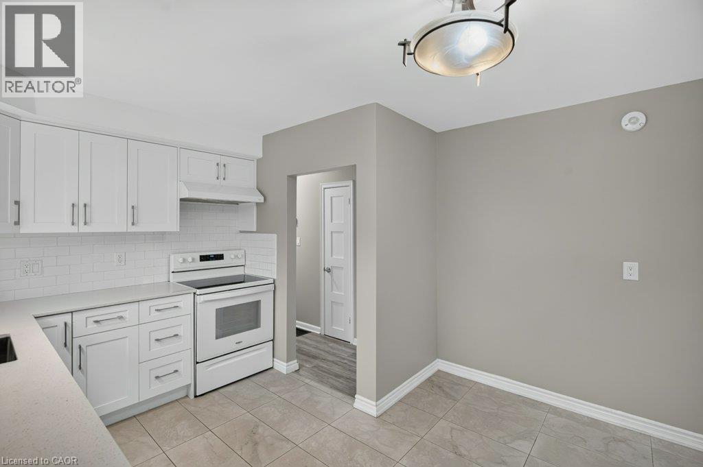 40 Clarendon Avenue Property Photo 12