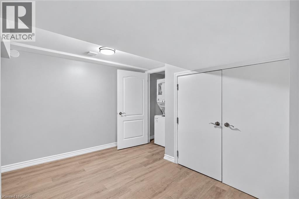 40 Clarendon Avenue Property Photo 36