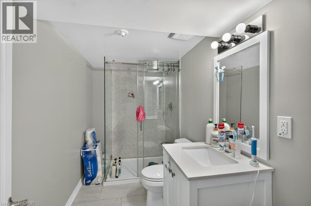 40 Clarendon Avenue Property Photo 37