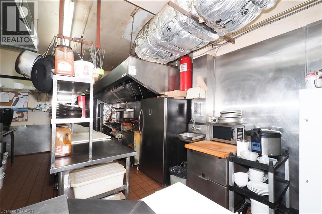 707 E King Street E Property Photo 24