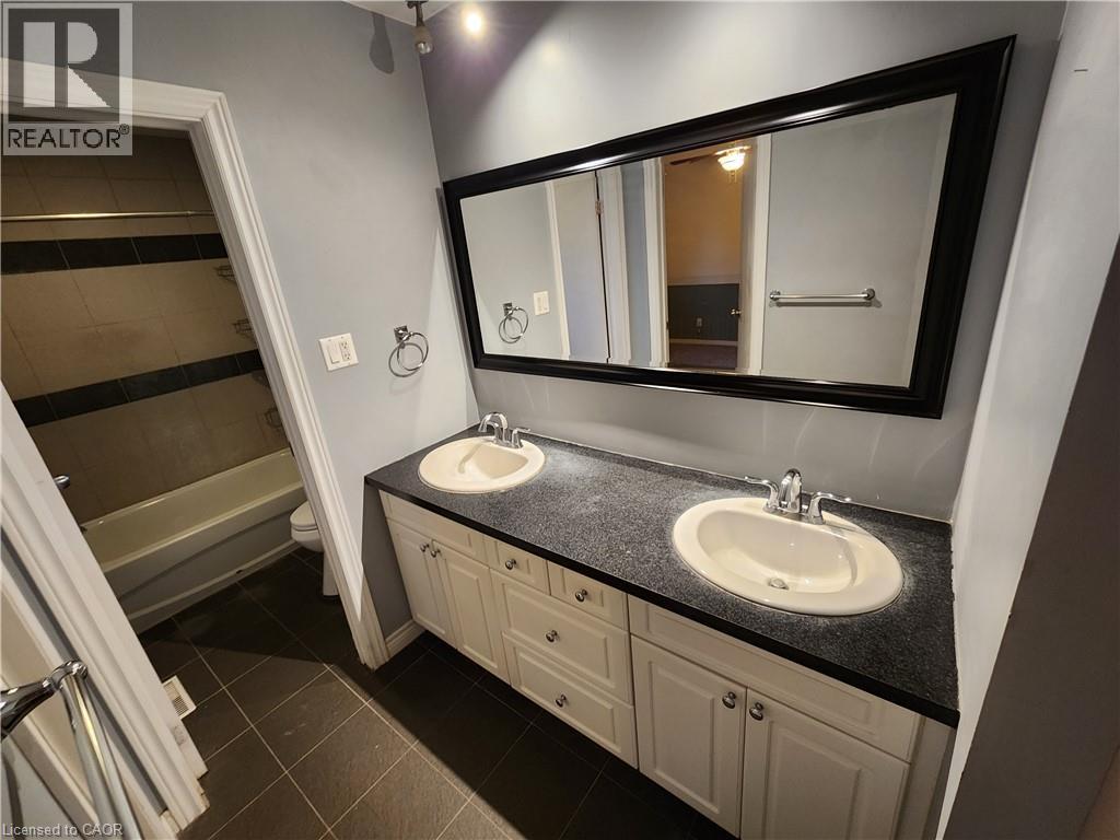 364 Lakeview Drive Property Photo 16