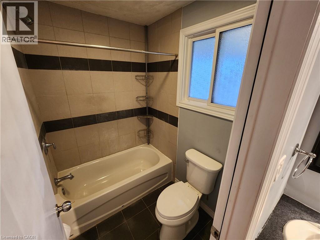 364 Lakeview Drive Property Photo 17
