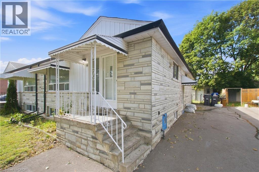 14 Avondale Boulevard Property Photo 3