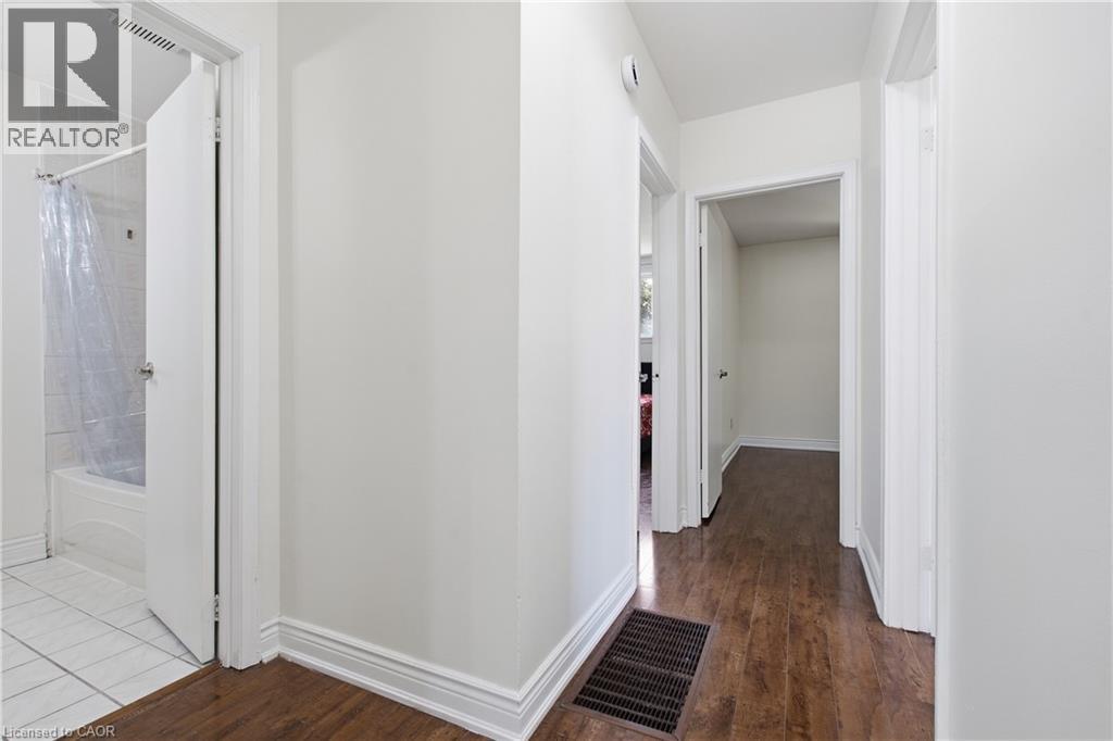14 Avondale Boulevard Property Photo 15