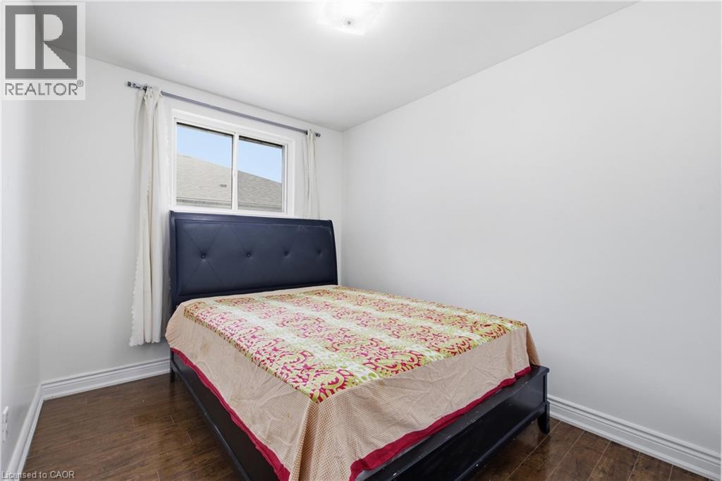 14 Avondale Boulevard Property Photo 19