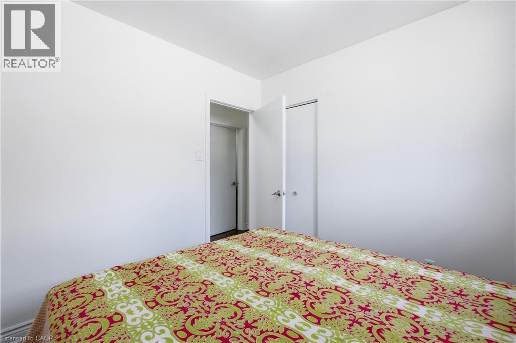 14 Avondale Boulevard Property Photo 20