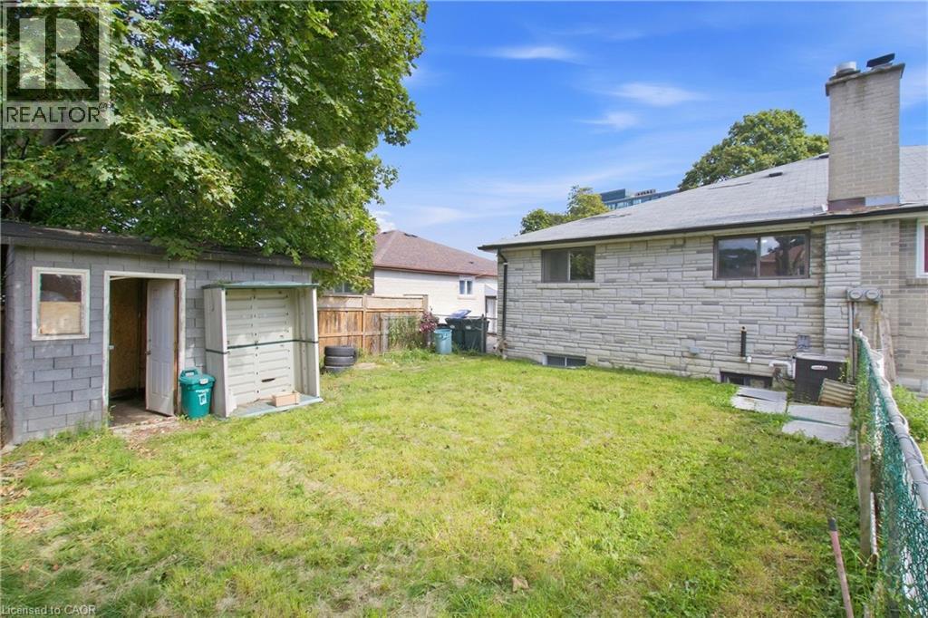 14 Avondale Boulevard Property Photo 46