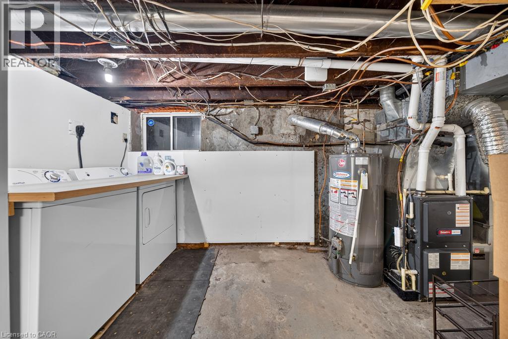 36 Sherman Avenue N Property Photo 33