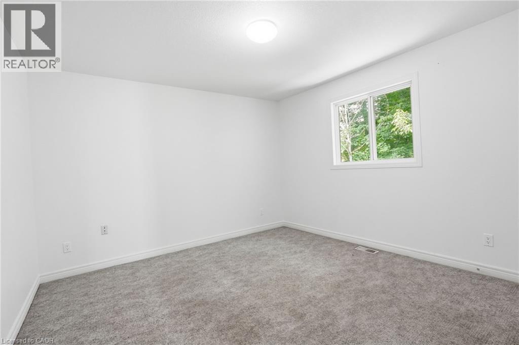 292 Thorncrest Drive Property Photo 33