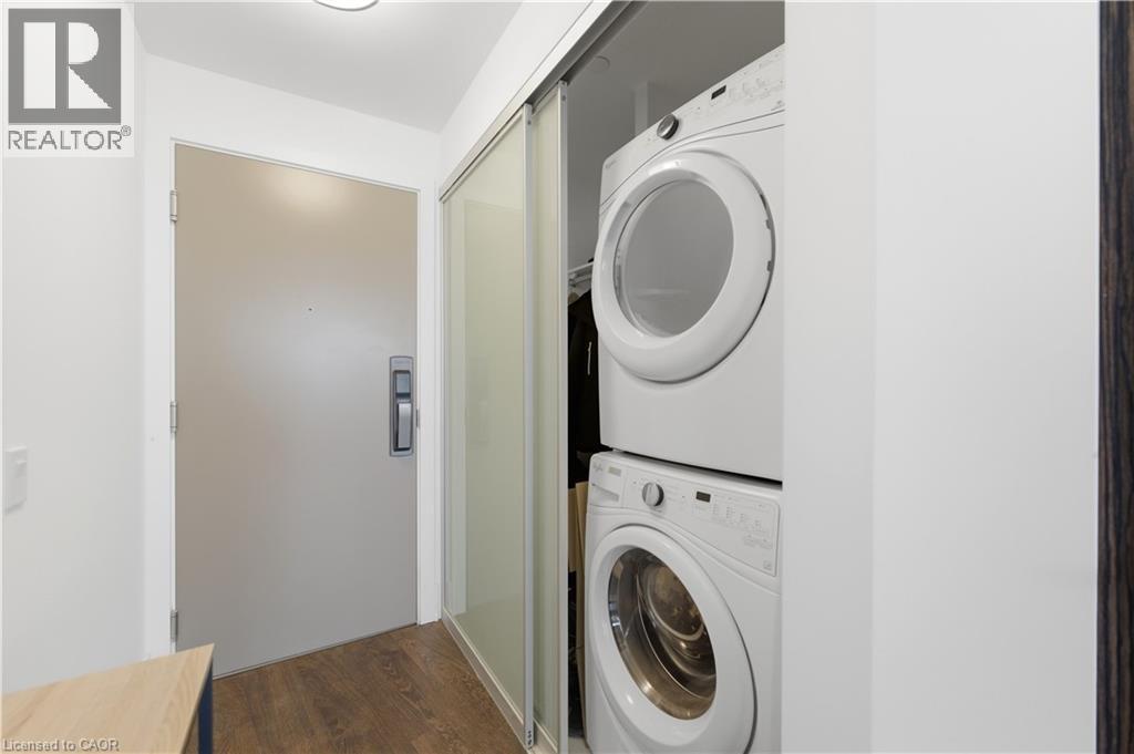 10 York Street Unit# 3807 Property Photo 16