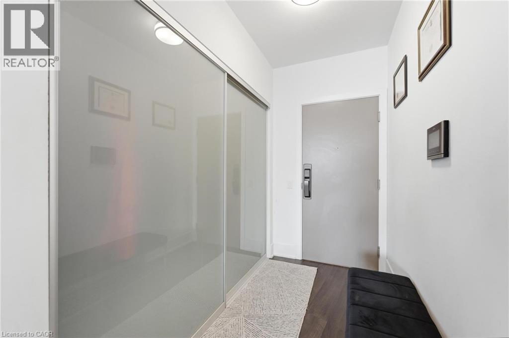 10 York Street Unit# 3807 Property Photo 17