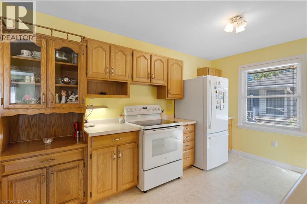 297 Wilson Avenue Property Photo 11
