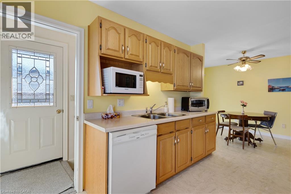 297 Wilson Avenue Property Photo 12