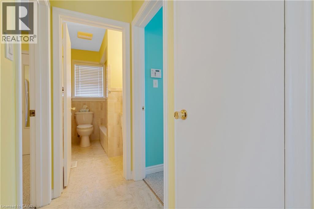 297 Wilson Avenue Property Photo 26