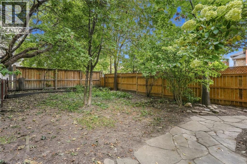 166 Emerald Street S Property Photo 43