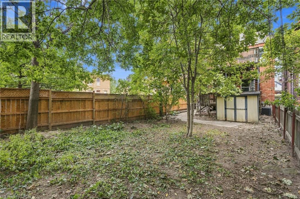 166 Emerald Street S Property Photo 44
