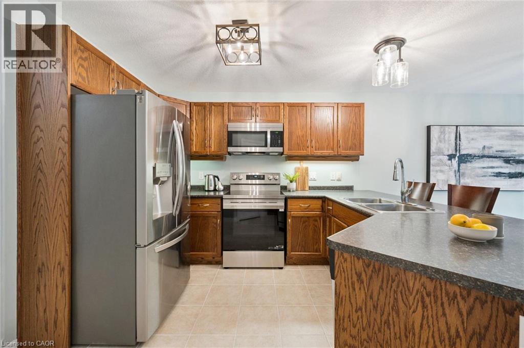 33 Washburn Drive Property Photo 8