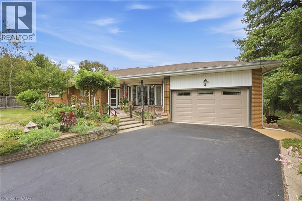 4 Kew Court Property Photo 5
