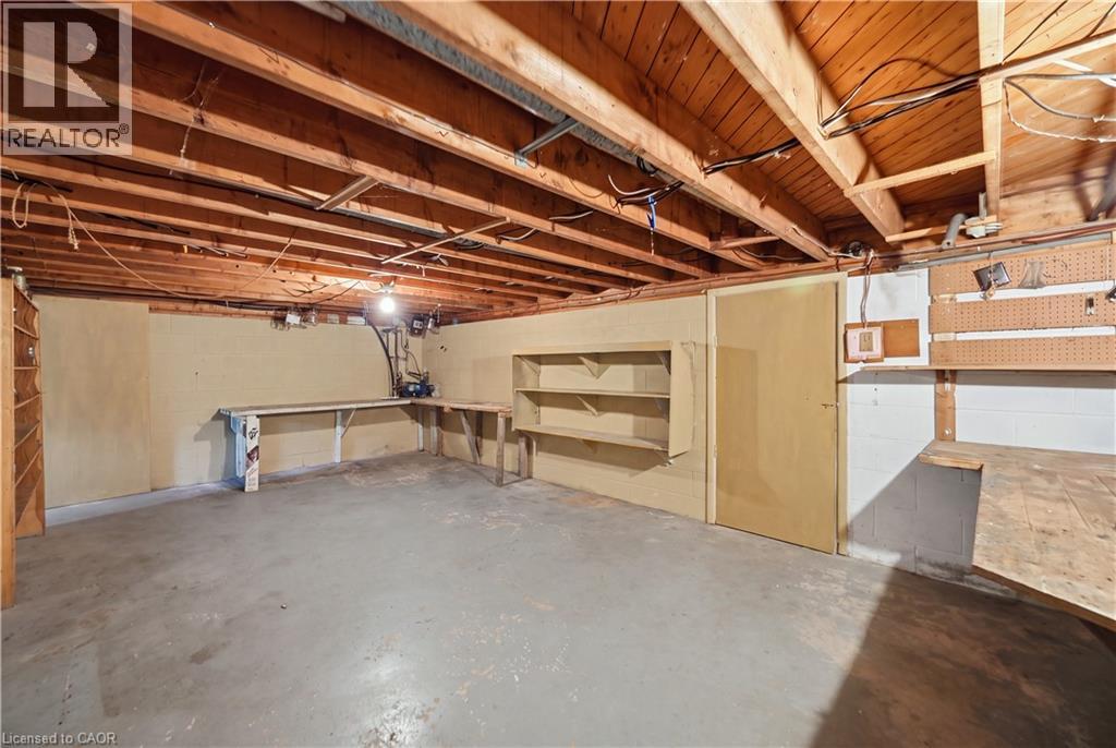 4 Kew Court Property Photo 19