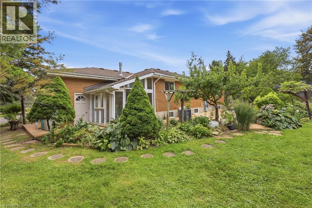 4 Kew Court Property Photo 22