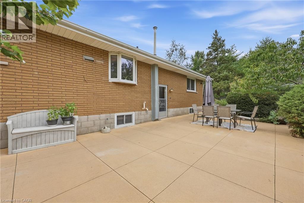 4 Kew Court Property Photo 23