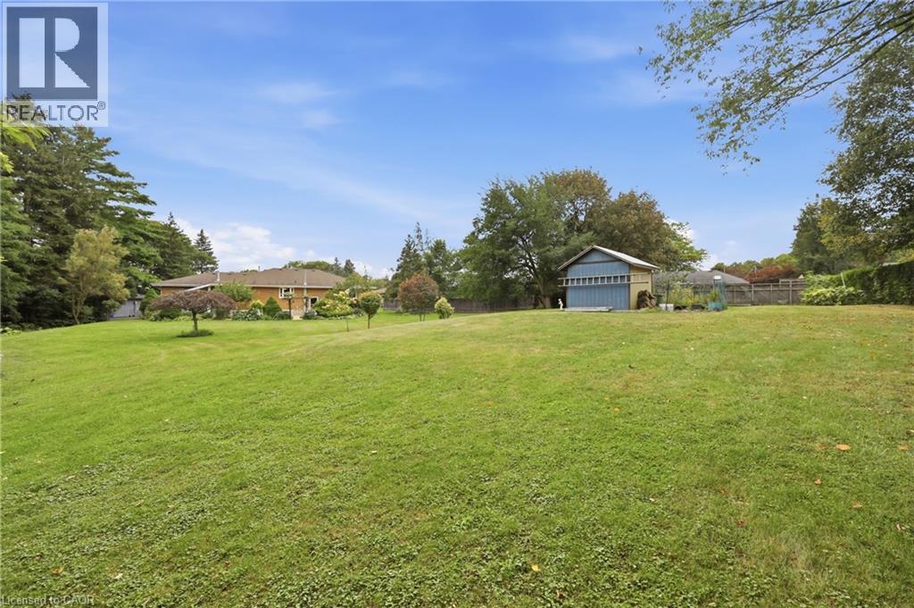 4 Kew Court Property Photo 25