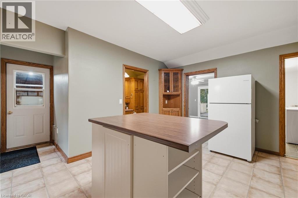 485 Wallace Avenue S Property Photo 15