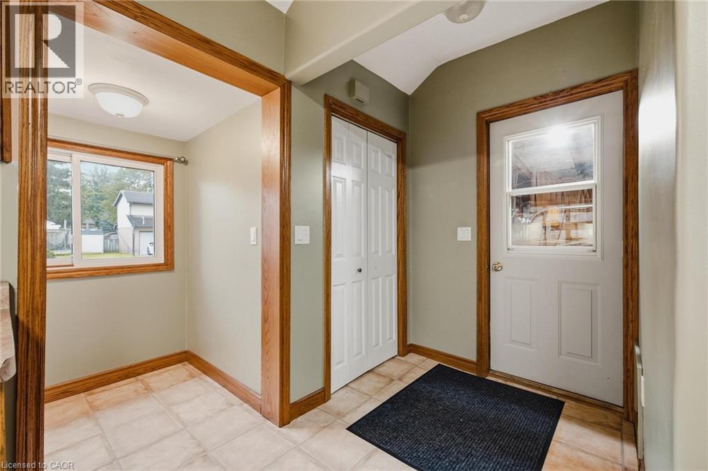 485 Wallace Avenue S Property Photo 16