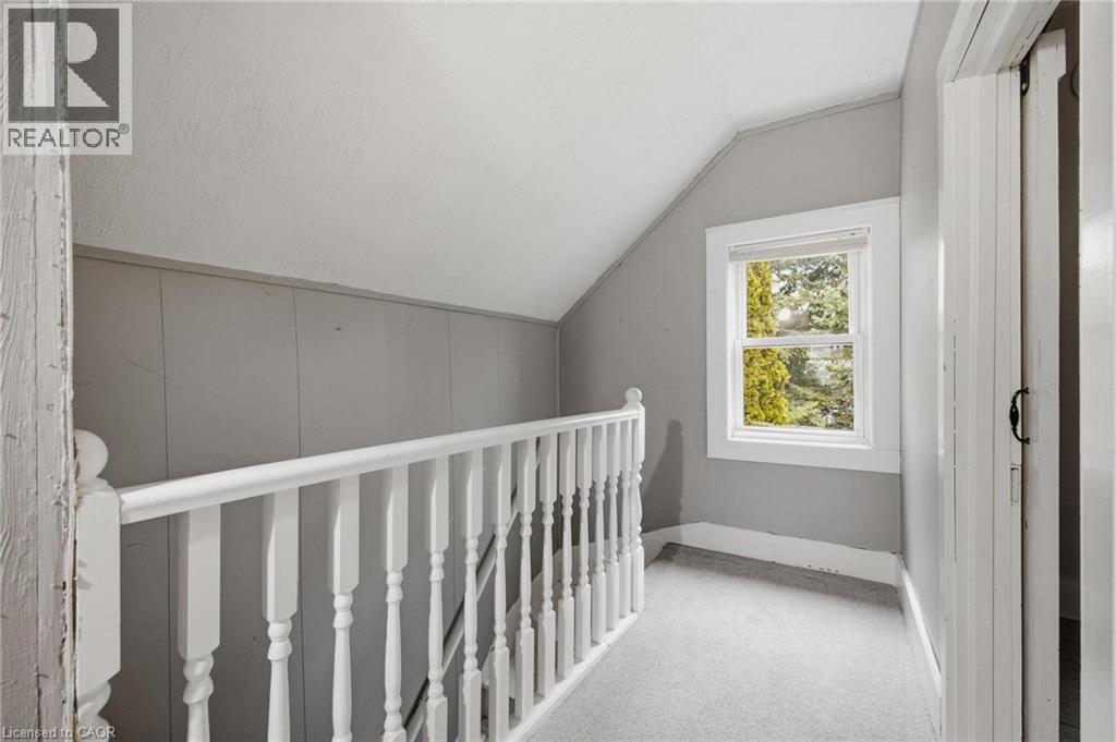 485 Wallace Avenue S Property Photo 19