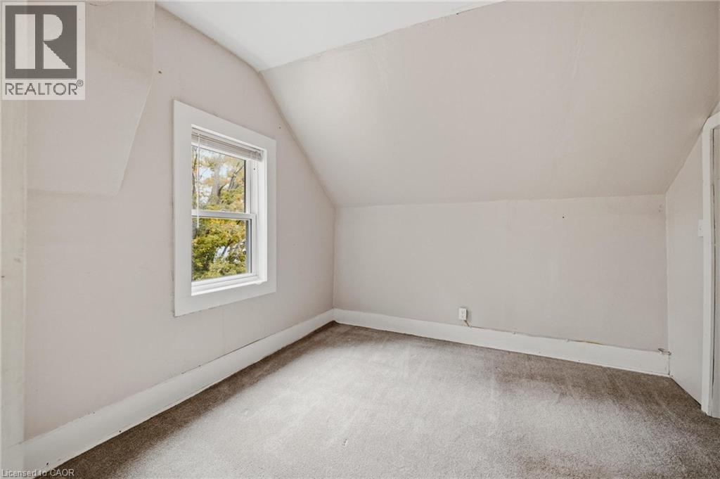 485 Wallace Avenue S Property Photo 21