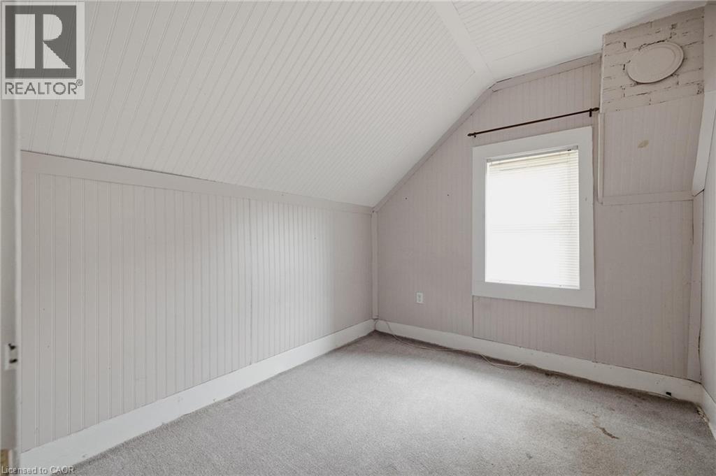 485 Wallace Avenue S Property Photo 24
