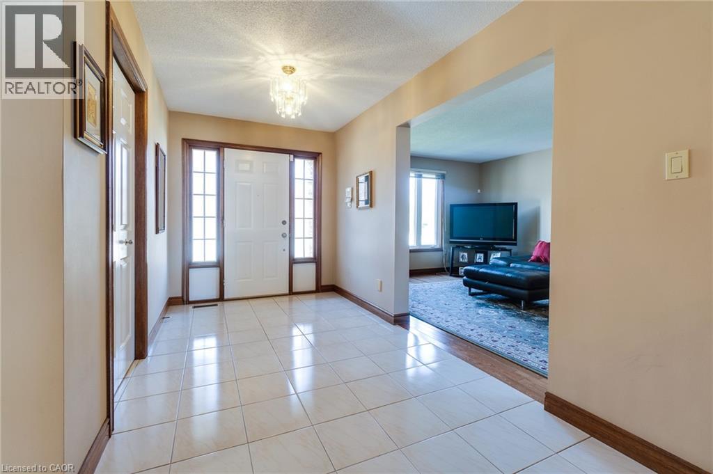 137 National Drive Property Photo 12