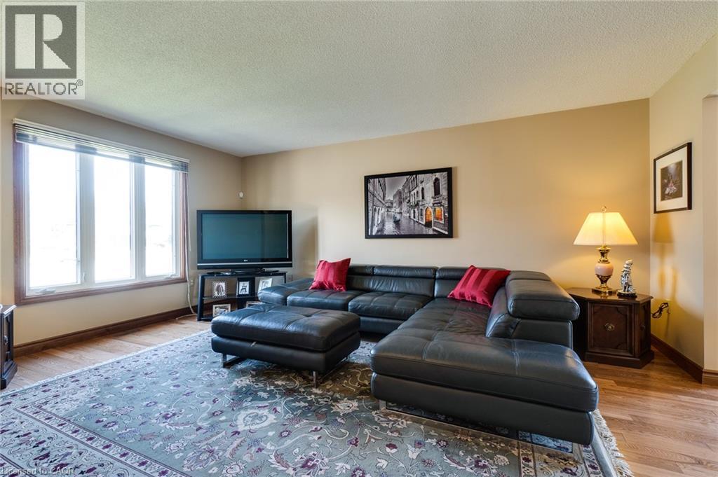 137 National Drive Property Photo 14