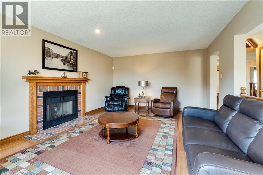 137 National Drive Property Photo 21
