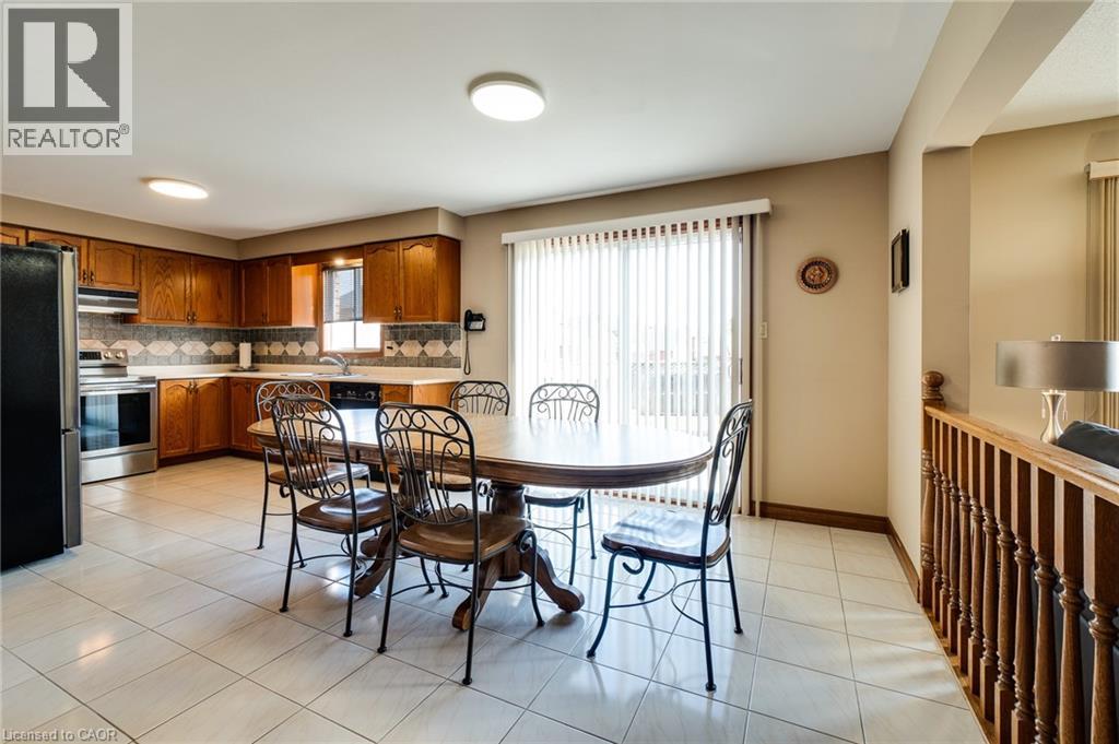 137 National Drive Property Photo 22