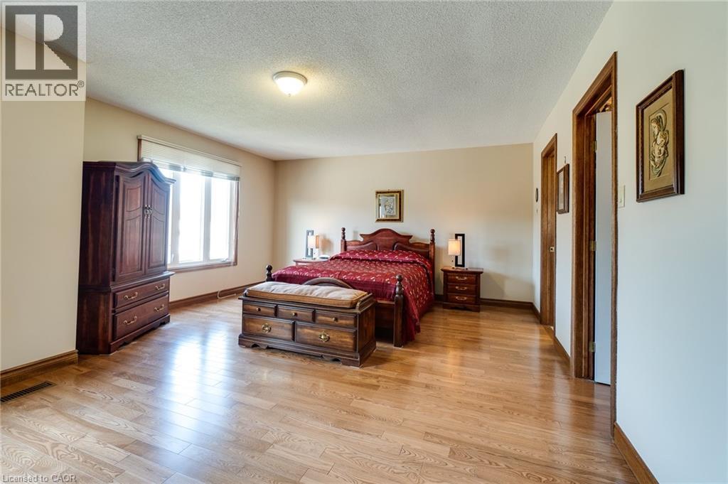 137 National Drive Property Photo 33