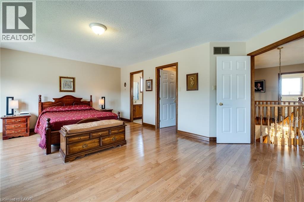 137 National Drive Property Photo 34