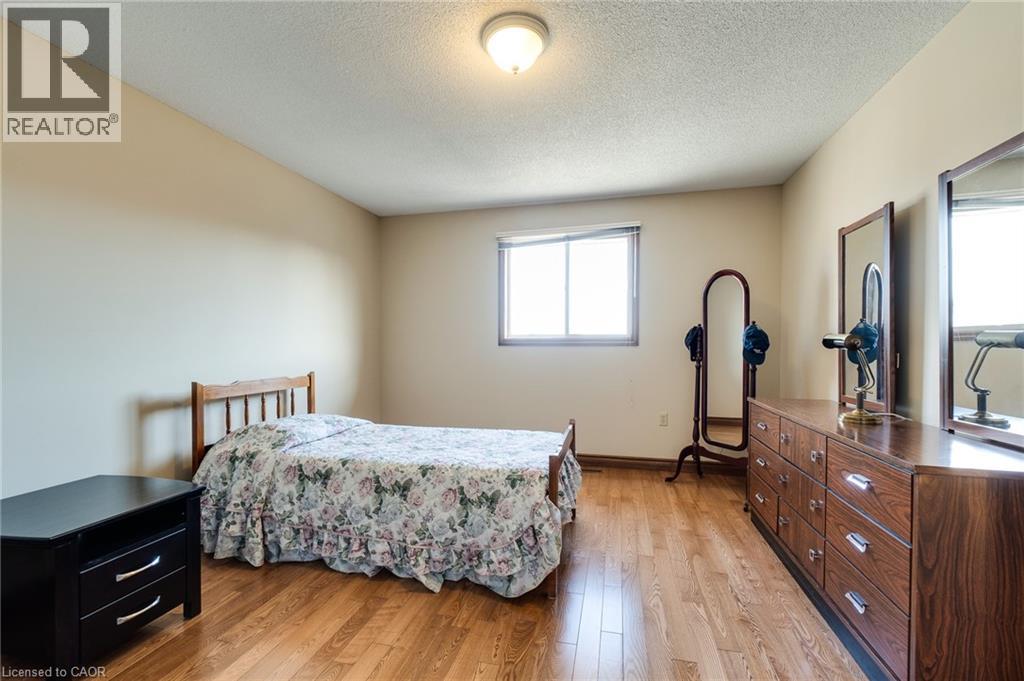 137 National Drive Property Photo 40