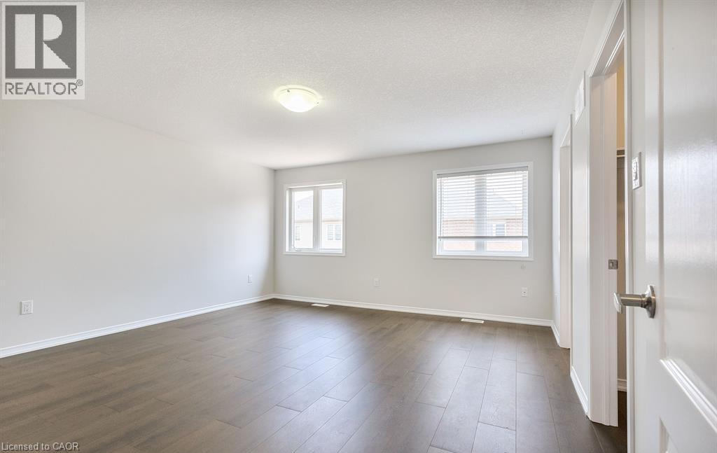 25 Munro Circle Property Photo 18