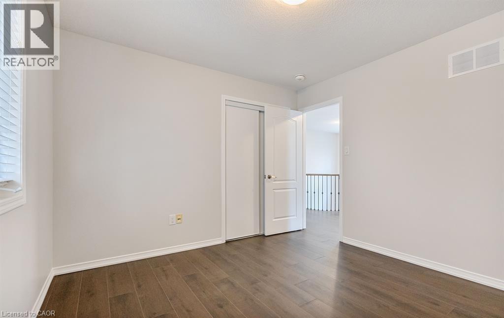 25 Munro Circle Property Photo 23